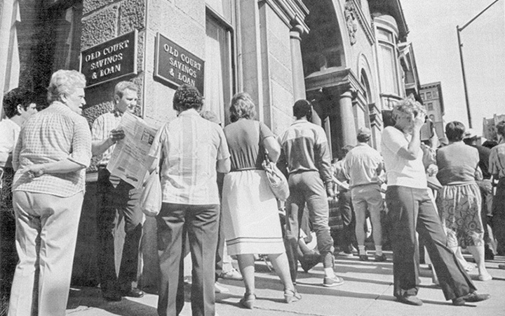 May 13, 1985: Depositors line up to withdraw money from a Baltimore bank following the court order that limited depositors' cash withdrawals until a purchaser was found for the troubled savings and loan.