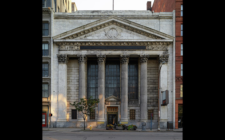 <p>The First National Bank Building, also known as the Old Monroe County Savings Bank Building (Image <a>LC-DIG-highsm-52790</a> via Photographs in the Carol M. Highsmith Archive, Library of Congress, Prints and Photographs Division)</p>